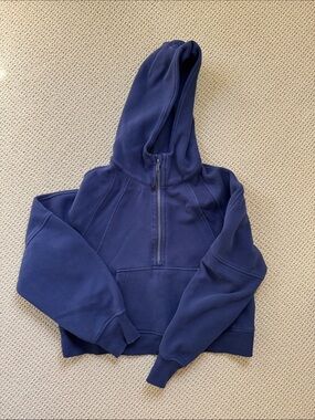 Lululemon Scuba 1/2 zip-size xs/s